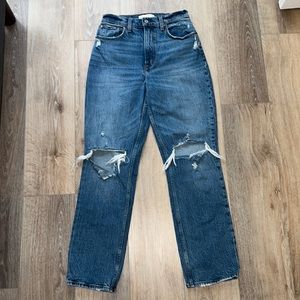 Abercrombie & Fitch 90’s Straight Ultra High Rise Curve Love Jean